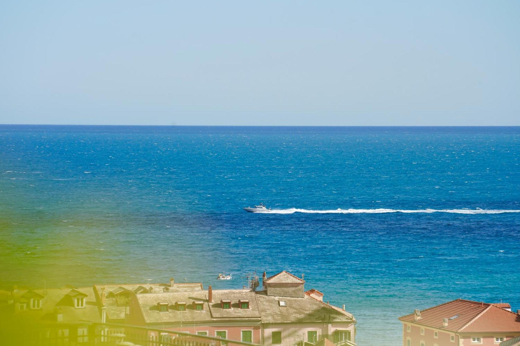 Starsbox Jacuzzi Privata E Piscina Vista Mare Hotel Celle Ligure Bagian luar foto